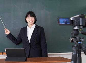 レッスンを録画している様子